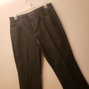 St John's bay secretly slender